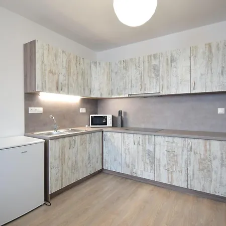 Apartment Zlatovska 22b Trenčín