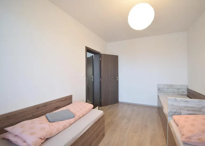 アパート Zlatovska 22b *